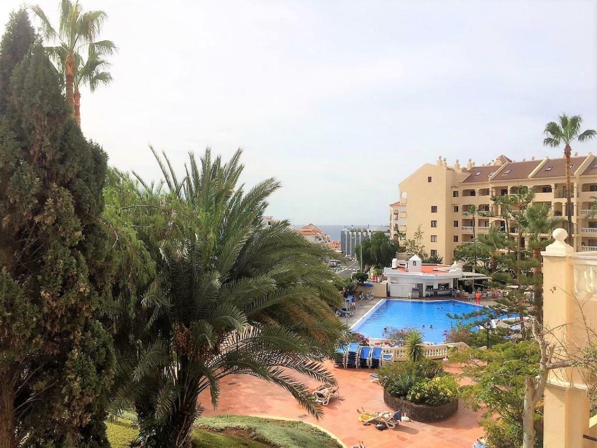 Studio Castle Harbour Vistas Piscina Apartment Лос Кристианос Екстериор снимка